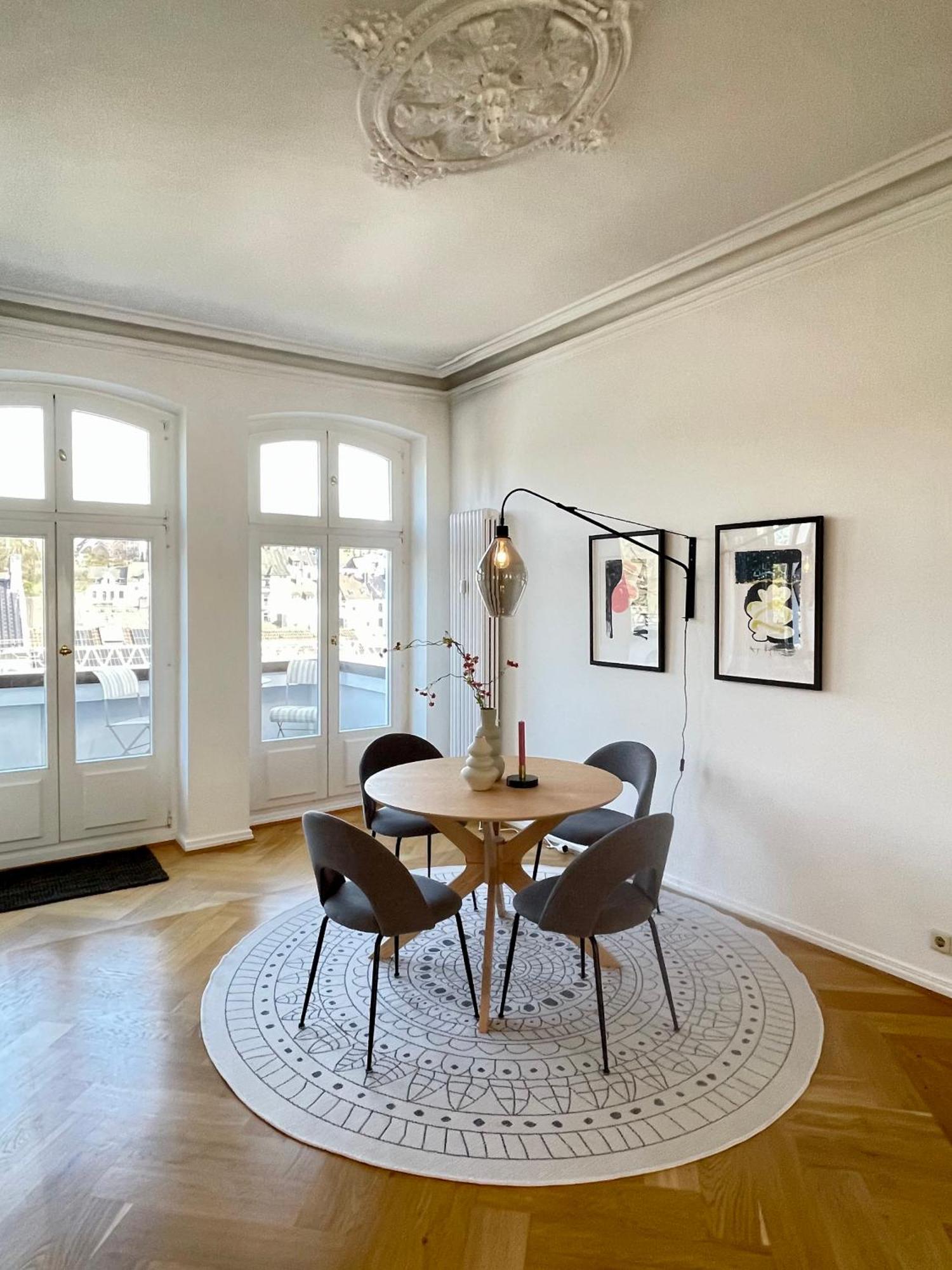 Helle Altbauwohnung Mit Balkon Im Briller Viertel Wuppertal Exterior foto