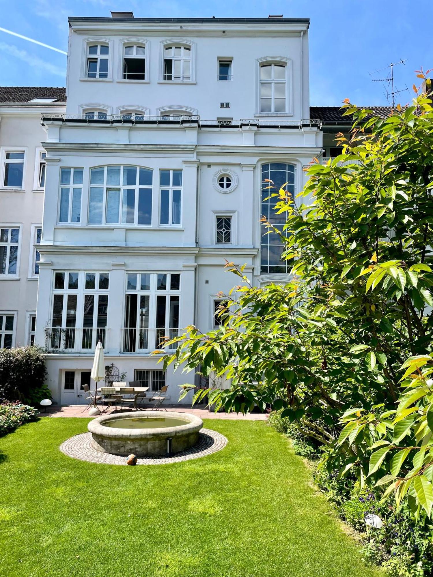 Helle Altbauwohnung Mit Balkon Im Briller Viertel Wuppertal Exterior foto